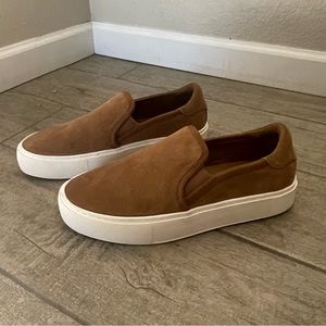 Ugg Slip On Sneakers Tennis Shoes